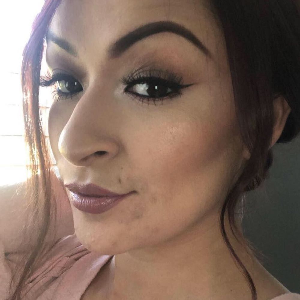 Meet your Posher, Dee